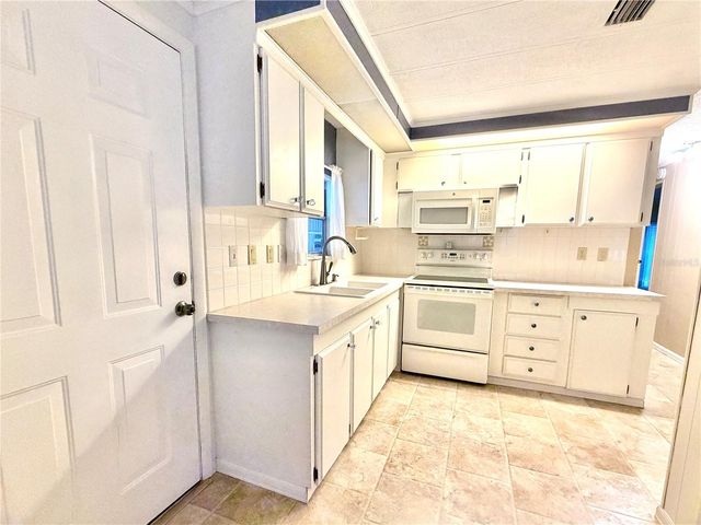 3335 S CITRUS CIRCLE GE, Zellwood, FL 32798