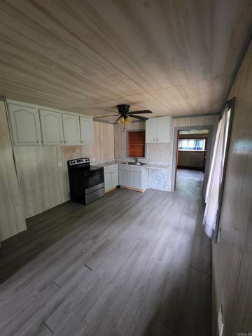 907 S Reine, Mena, AR 71953