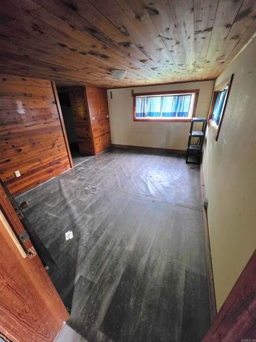 907 S Reine, Mena, AR 71953