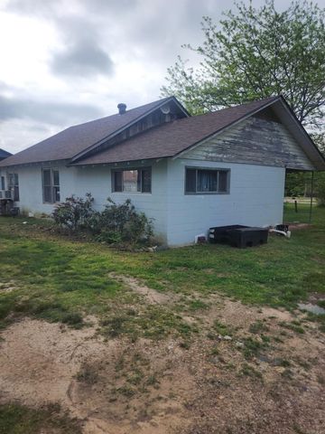907 S Reine, Mena, AR 71953