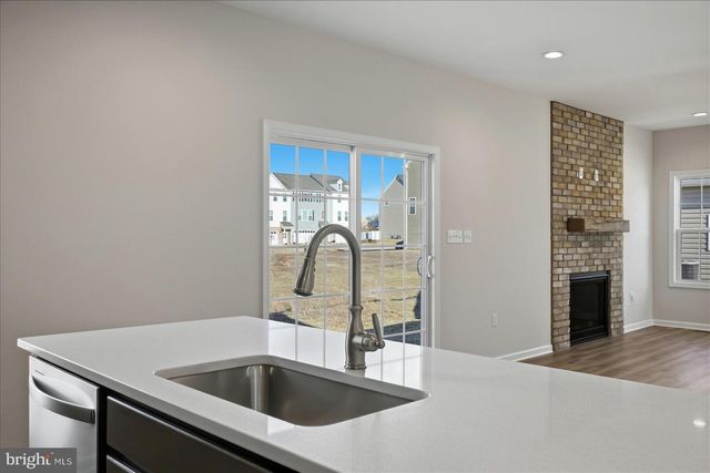 251 ROSSMANN BLVD, Winchester, VA 22602