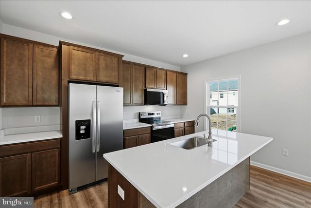 251 ROSSMANN BLVD, Winchester, VA 22602