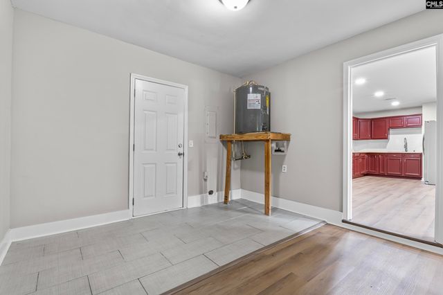 430 Riverside Lane, Cayce, SC 29033