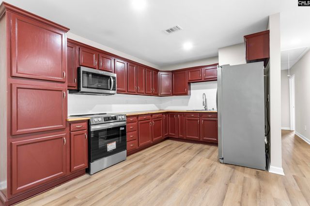 430 Riverside Lane, Cayce, SC 29033
