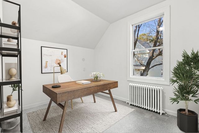 41 Arnold St, Methuen, MA 01844