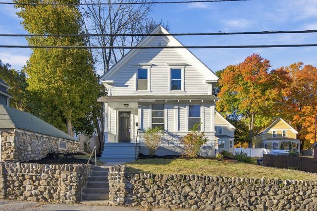 41 Arnold St, Methuen, MA 01844