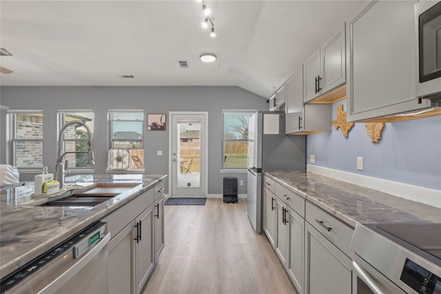 227 Lake Texoma Drive, Wylie, TX 75098