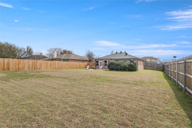 227 Lake Texoma Drive, Wylie, TX 75098