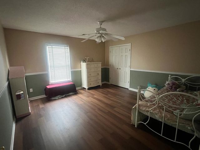 8954 DEWBERRY LN, Memphis, TN 38016