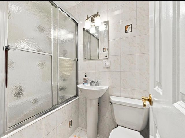 87 SHERMAN PL, Jc, Heights, NJ 07307