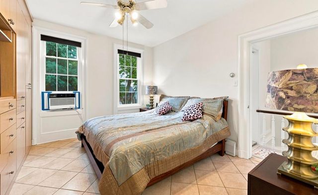 87 SHERMAN PL, Jc, Heights, NJ 07307