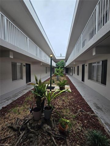 1830 Maravilla AVE # 804, Fort Myers, FL 33901