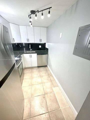400 NE 18th Avenue 206, Homestead, FL 33033