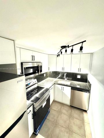 400 NE 18th Avenue 206, Homestead, FL 33033