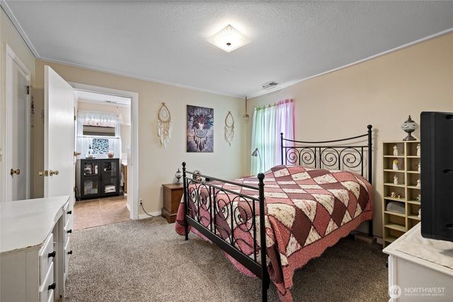 346 Twin Oaks Road, Chehalis, WA 98532