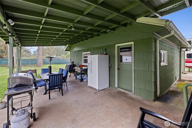 346 Twin Oaks Road, Chehalis, WA 98532