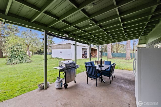 346 Twin Oaks Road, Chehalis, WA 98532