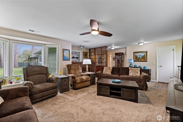 346 Twin Oaks Road, Chehalis, WA 98532
