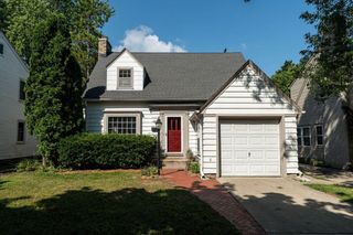 5007 N Santa Monica BOULEVARD, Whitefish Bay, WI 53217