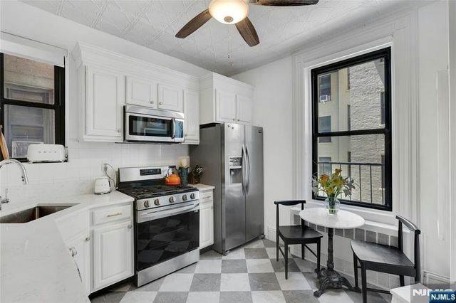 1112 Park Avenue 2L, Hoboken, NJ 07030