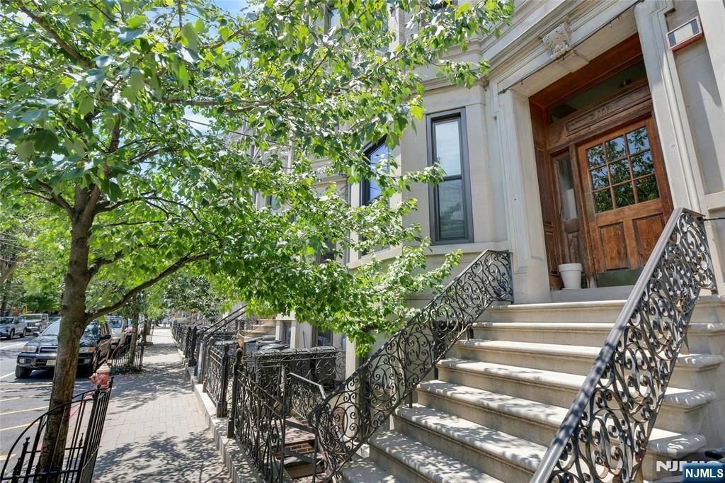 1112 Park Avenue 2L, Hoboken, NJ 07030