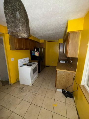 1278 E Kenworth Road, Columbus, OH 43224