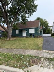 1278 E Kenworth Road, Columbus, OH 43224