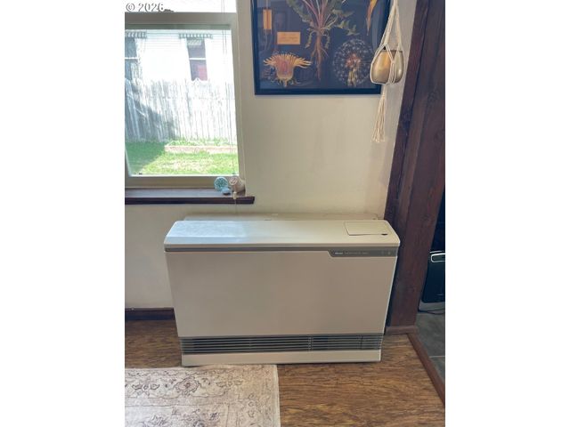 302 S ALDER St, Wallowa, OR 97885