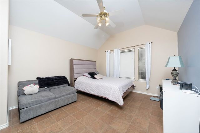 7032 Carmer Circ, Corpus Christi, TX 78413