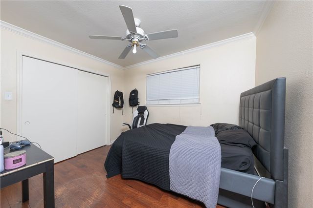 7032 Carmer Circ, Corpus Christi, TX 78413