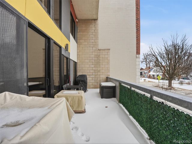 610 S Troy Street 102, Royal Oak, MI 48067