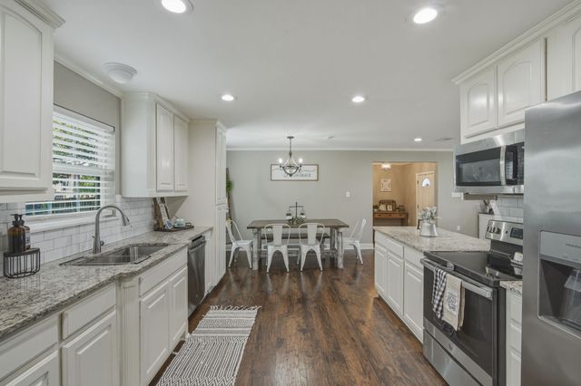 500 Old Telico Road, Ennis, TX 75119