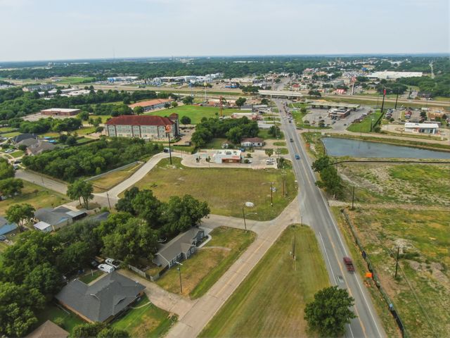 500 Old Telico Road, Ennis, TX 75119