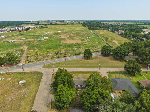 500 Old Telico Road, Ennis, TX 75119