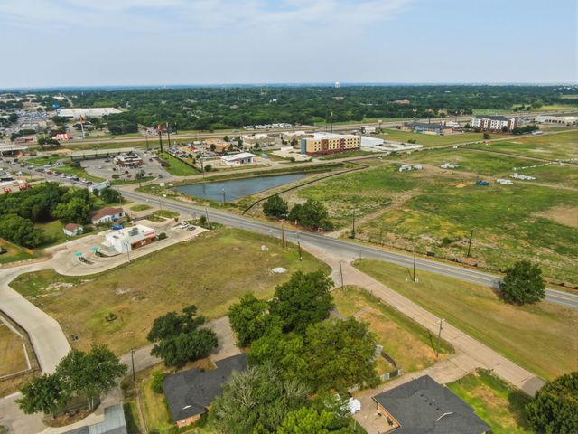 500 Old Telico Road, Ennis, TX 75119