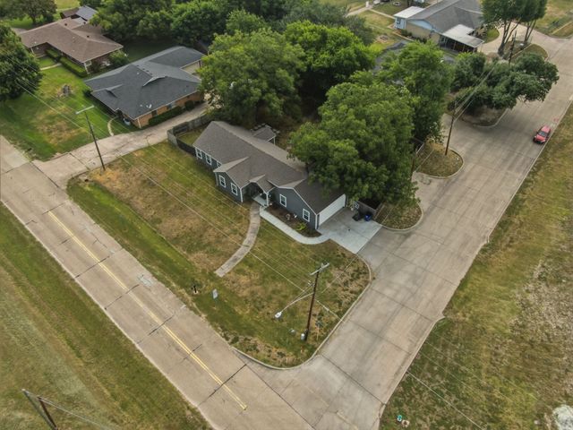 500 Old Telico Road, Ennis, TX 75119