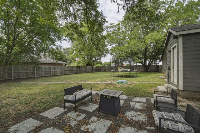 500 Old Telico Road, Ennis, TX 75119