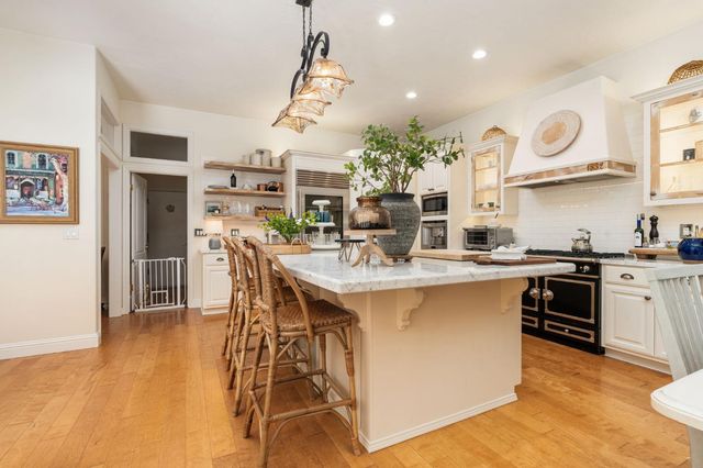 361 W Warwick Avenue, Clovis, CA 93619