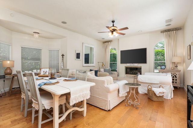 361 W Warwick Avenue, Clovis, CA 93619