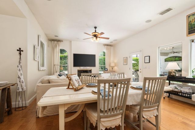 361 W Warwick Avenue, Clovis, CA 93619