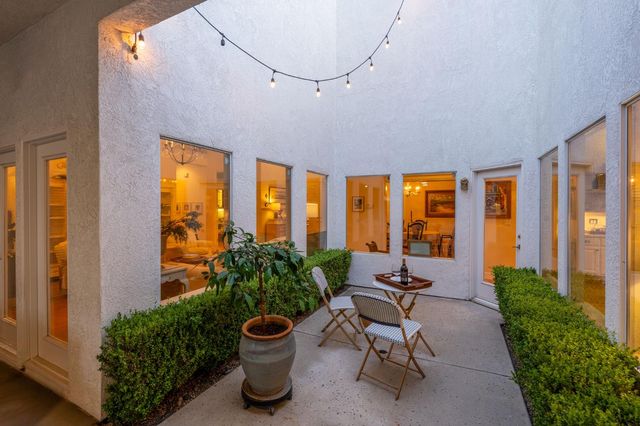 361 W Warwick Avenue, Clovis, CA 93619