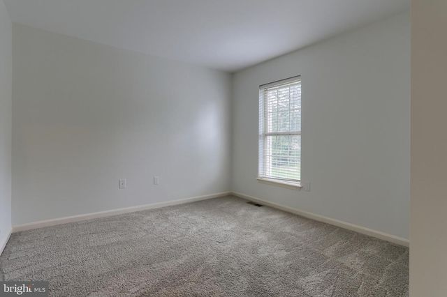1266 HUNTERS RIDGE DR, Mechanicsburg, PA 17050