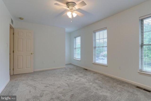 1266 HUNTERS RIDGE DR, Mechanicsburg, PA 17050