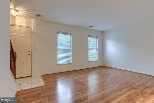 1266 HUNTERS RIDGE DR, Mechanicsburg, PA 17050