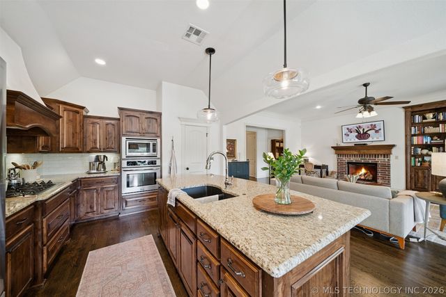 8340 N 66th East Avenue, Owasso, OK 74055