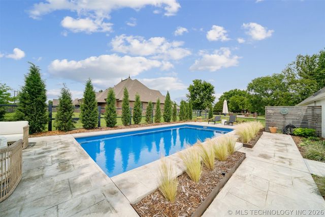 8340 N 66th East Avenue, Owasso, OK 74055