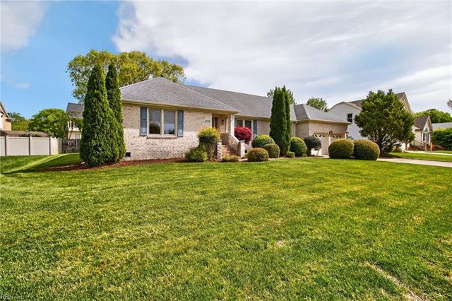 5348 Meadowside DR, Virginia Beach, VA 23455