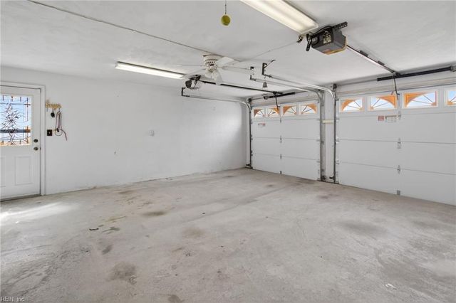 5348 Meadowside DR, Virginia Beach, VA 23455