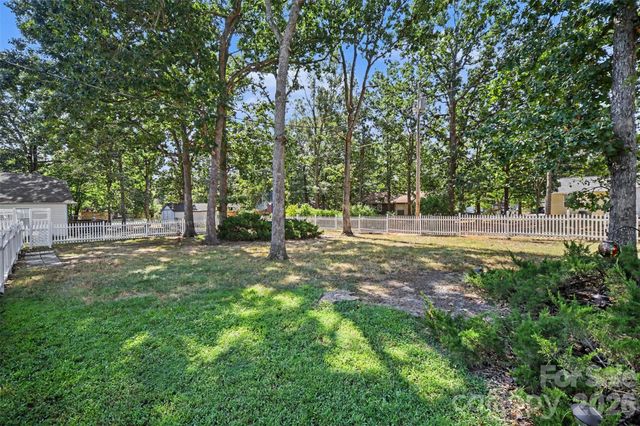 8005 Lighthouse Way, Indian Trail, NC 28079