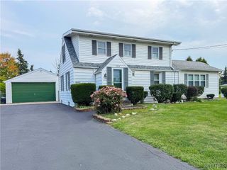 1000 Saunders Settlement Road, Lewiston, NY 14305